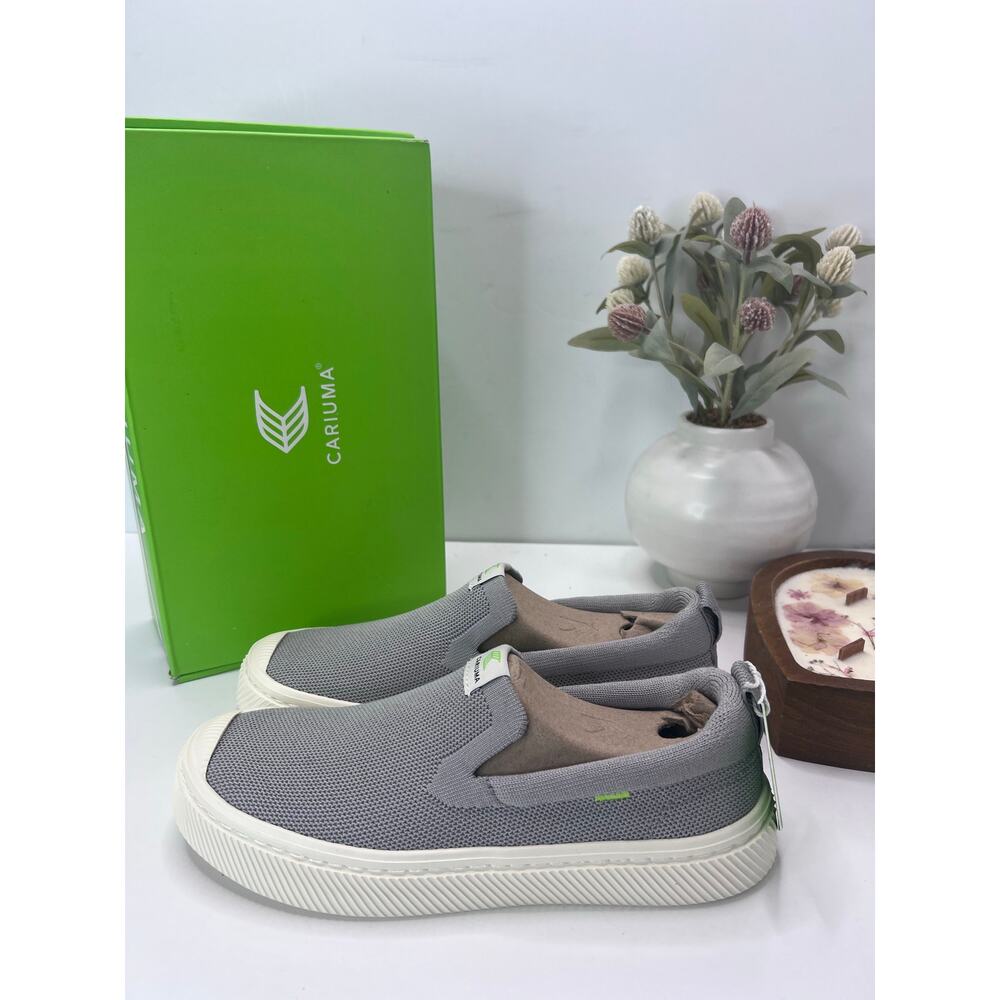 Cariuma IBI Slip On Knit Sneaker Casual Sporty Comfort Lt. Gray Women 7 Tried On